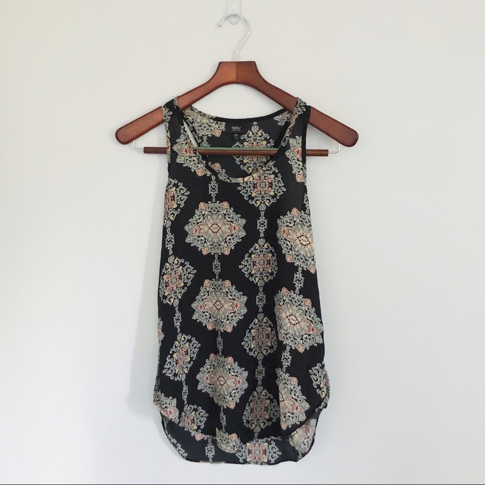 Mossimo racerback tank - Picture 1 of 5
